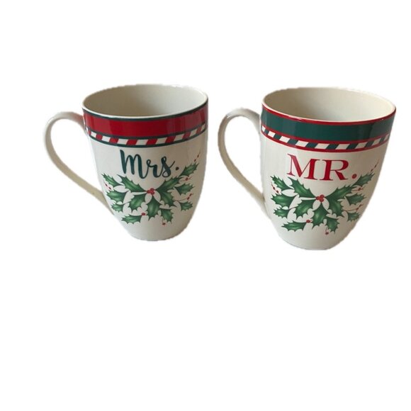 Christmas Holiday "Mr & Mrs" Coffee Mugs Lenox Holly Berries Microwave DW Safe - Picture 6 of 10